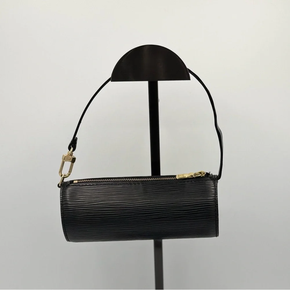 Louis Vuitton Epi Pochette Souflott Bag - Picture 12 of 13